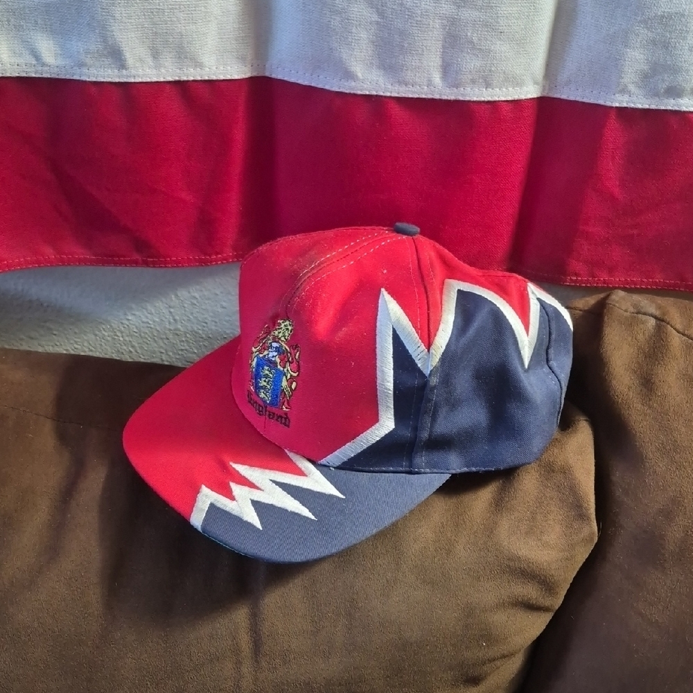 Sharktooth  England Hat  with Embroidered Crest
